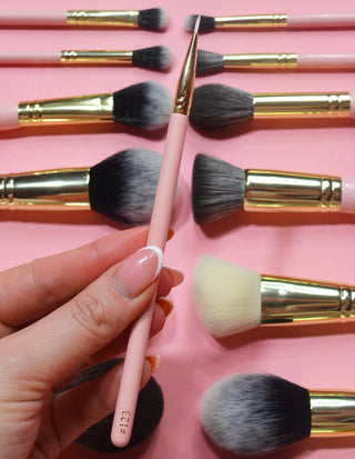 P.Louise #123 细眼线刷