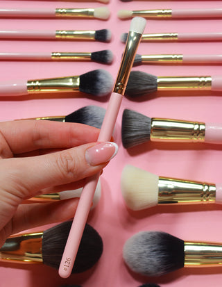 P.Louise #126 扁平蓬松涂抹刷