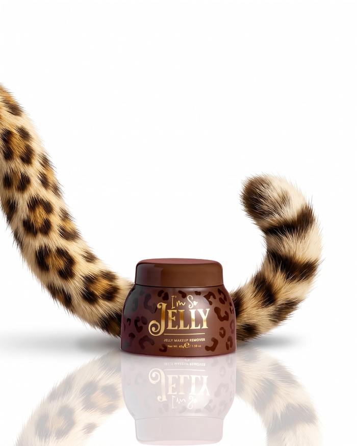 Cheetah 痴迷于较少的清洁和保湿套装