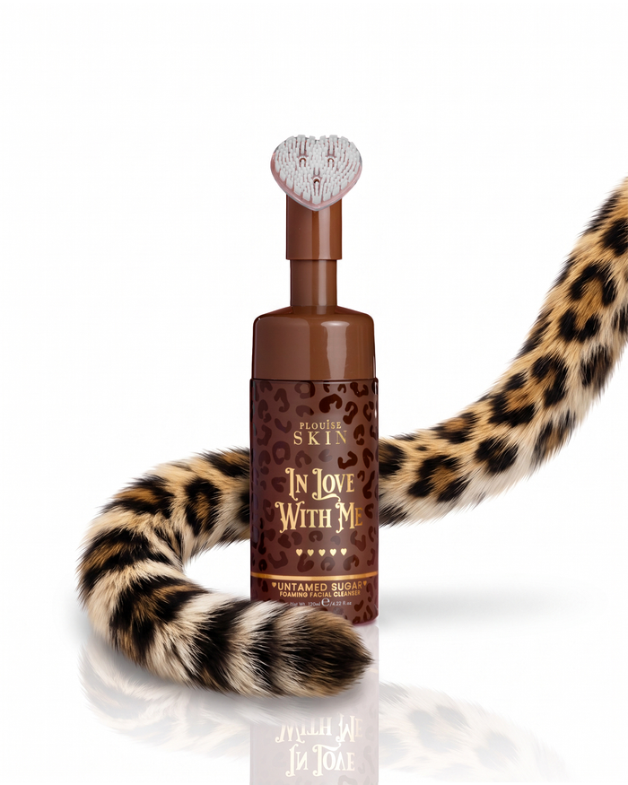 Cheetah 痴迷于较少的清洁和保湿套装