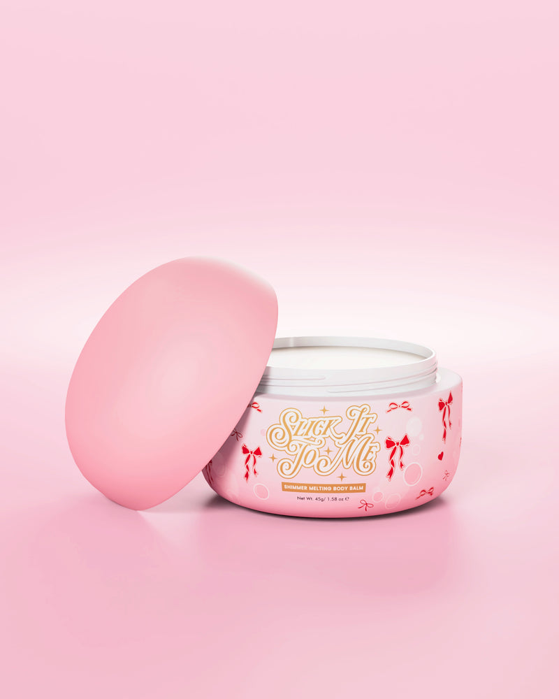 粉红色桶装 P.Louise Slick It To Me Shimmer Melting Body Balm（打开盖子）  